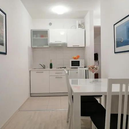 Aria * Baška Voda
